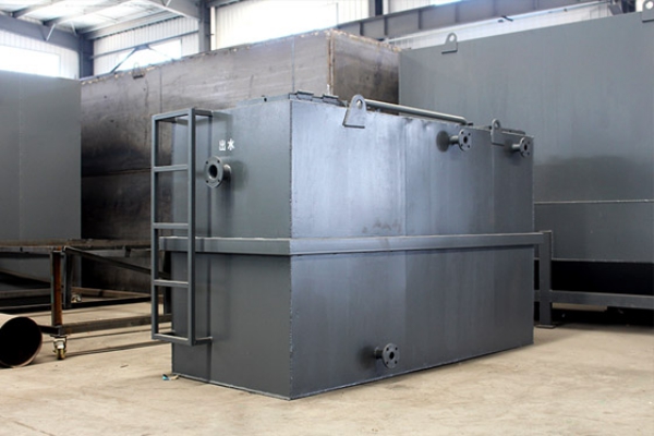 地埋式一體化污水處理設(shè)備使用的風(fēng)機(jī) 地埋式一體化污水處理設(shè)備使用的風(fēng)機(jī)